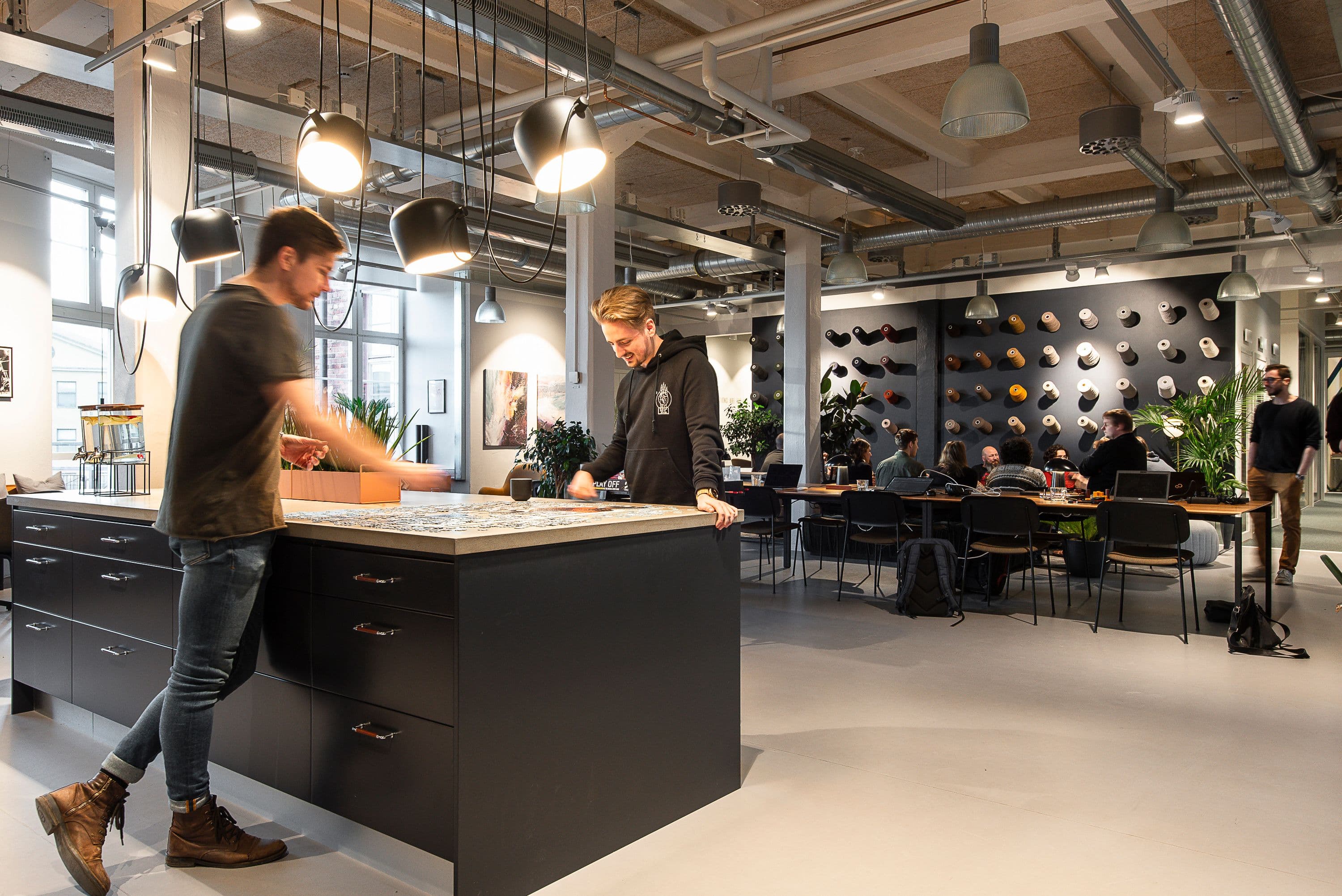 Almi Invest investerar i coworkingbolaget DOSPACE